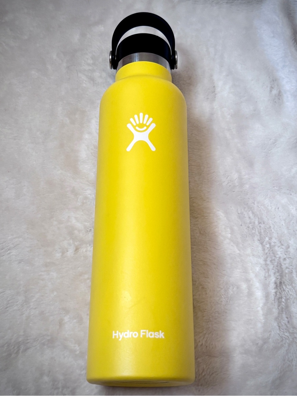 Hydro Flask 24oz Lemon Yellow Standard Mouth Water Bottle Flex Cap Insulated